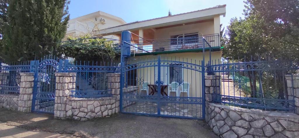 Cypress Apartment in Utjeha photo 1
