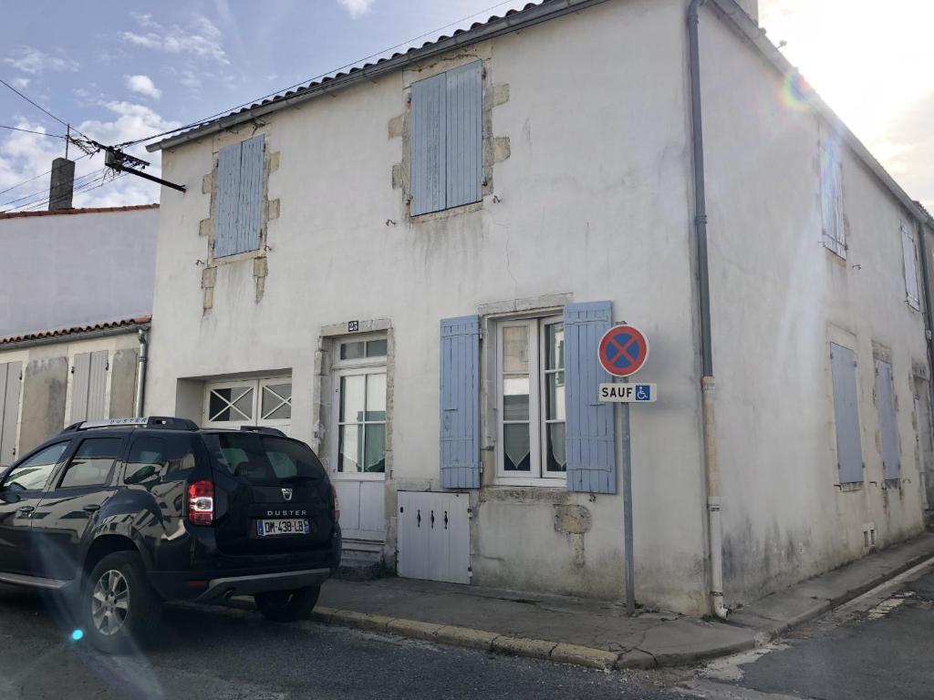 Maison de ville confortable 200m de la mer photo 3
