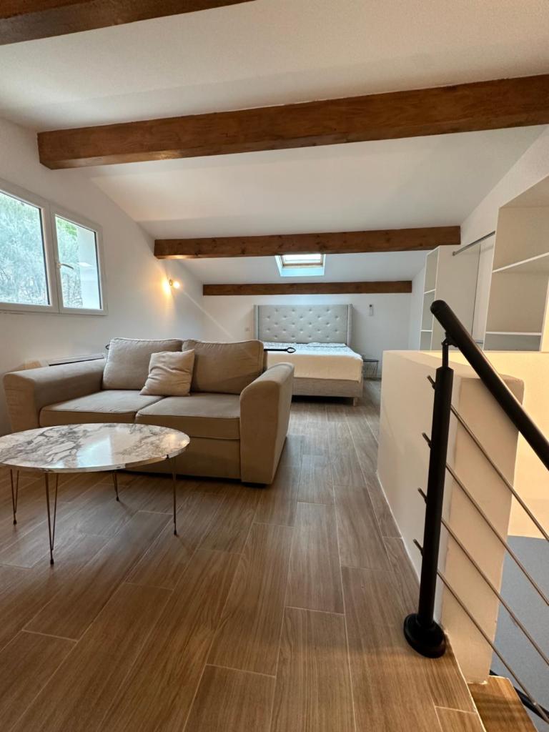 Villa nesilia photo 1
