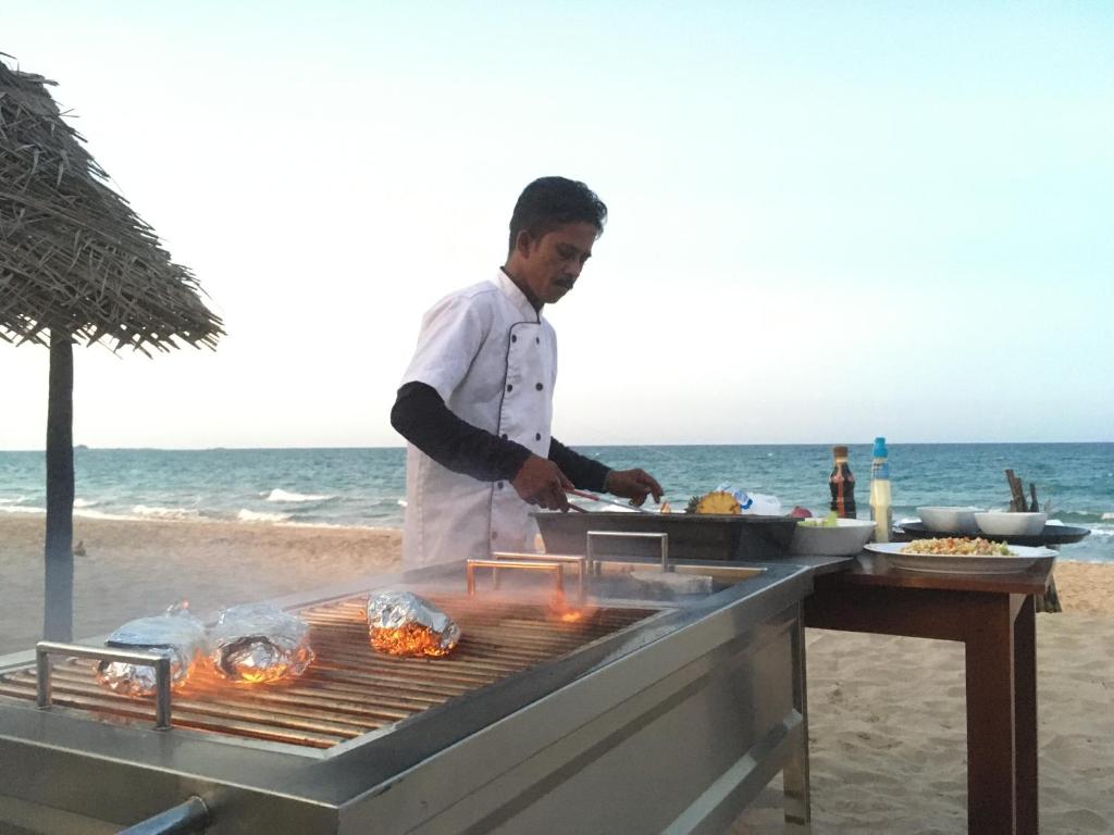 NN Beach Resort & SPA photo 4