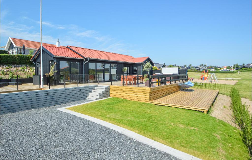 Awesome Home In Hejls With 2 Bedrooms And Wifi