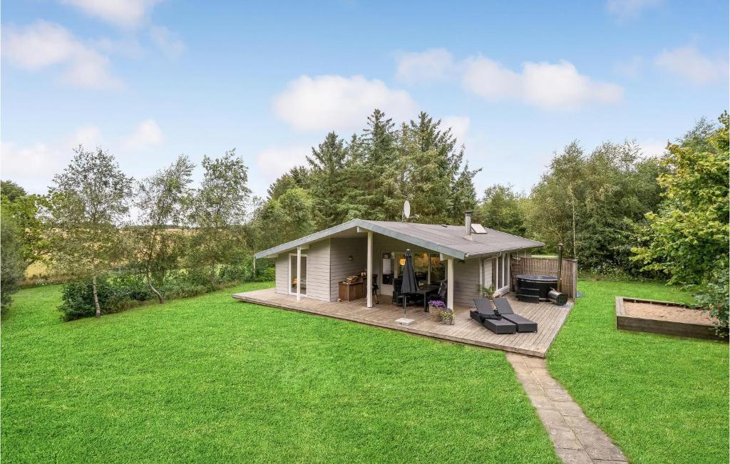 Stunning Home In Spttrup With 4 Bedrooms