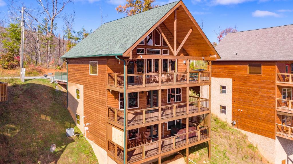 All About The View, 6 Bedrooms, Theater, Mountain View, New Construction, Sleeps 12 photo 1