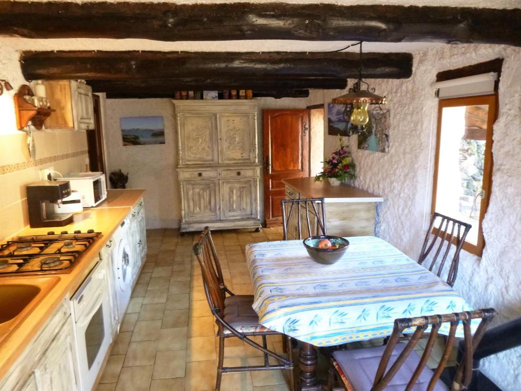 Haut de grange en pierre photo 2