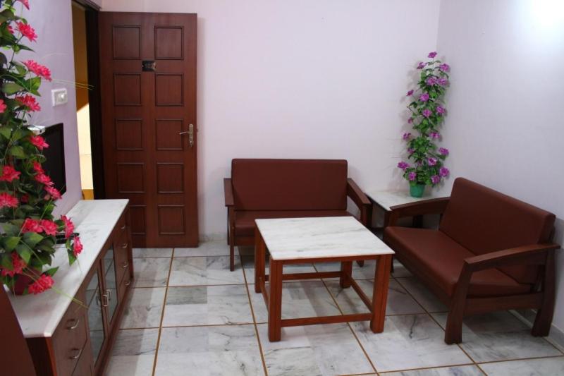 Shreeji Service Apartment photo 1