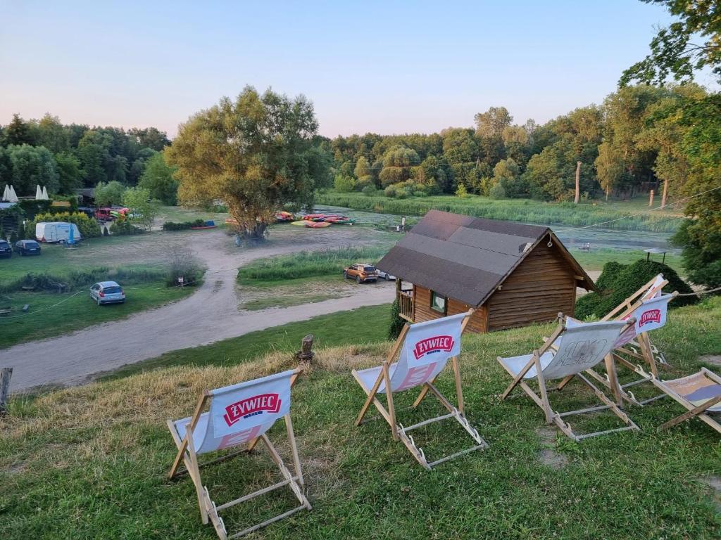 Domek nad rzeką photo 1
