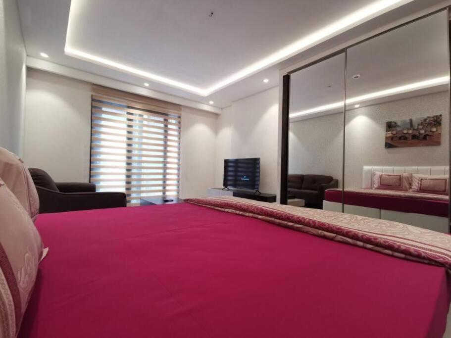 Intimate Studio Apartment - Mirage Residence photo 2