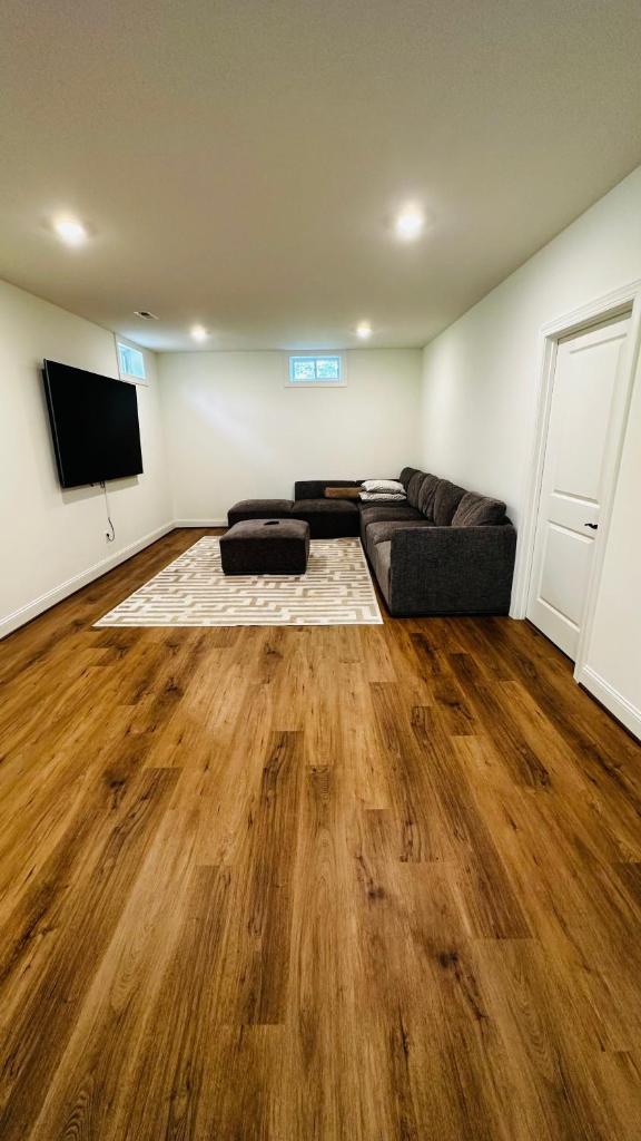 Brand New Spacious 2br - 2bth Basement photo 4