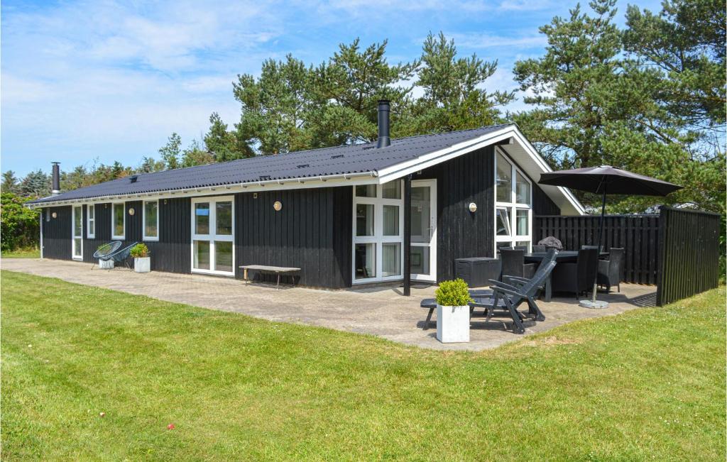 Amazing Home In Jerup With 3 Bedrooms, Wifi And Indoor Swimming Pool