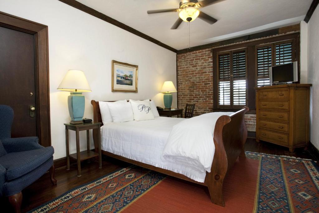 Трехместный (Номер Делюкс с 1 кроватью размера «queen-size»), Park Plaza Hotel Orlando - Winter Park