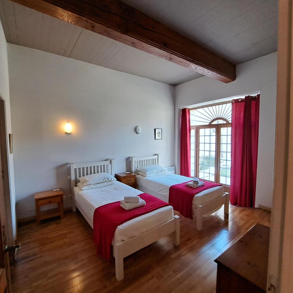 2 bedroom prestige apartment with pool and sauna photo 2