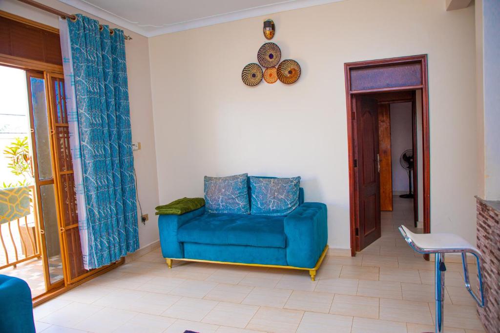 J & A VILLAS photo 4