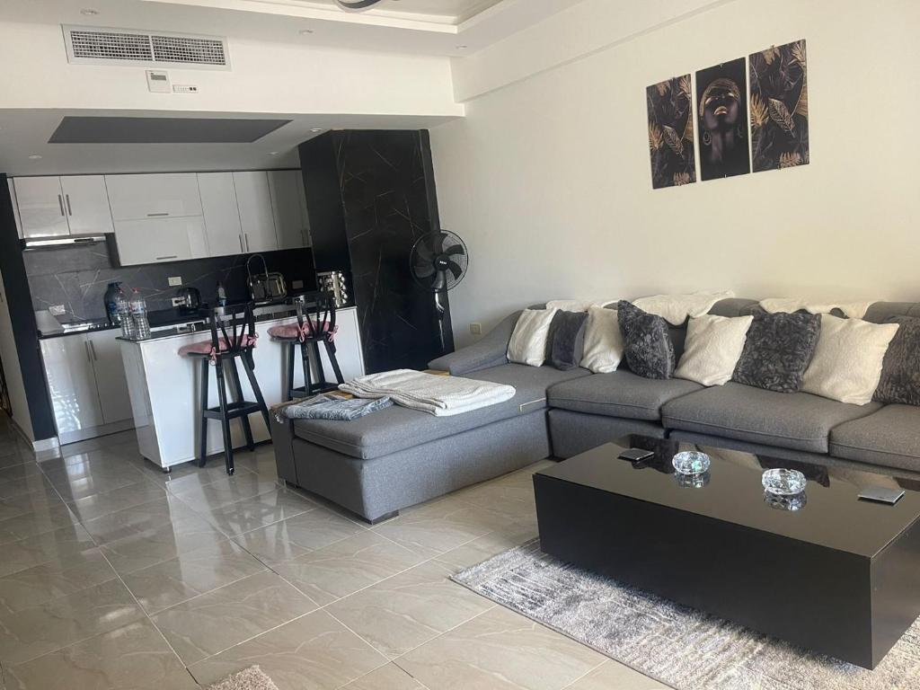 One bedroom marina city portghalib photo 3
