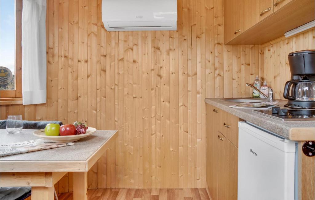 Beautiful Home In Prst With Sauna And 1 Bedrooms photo 3
