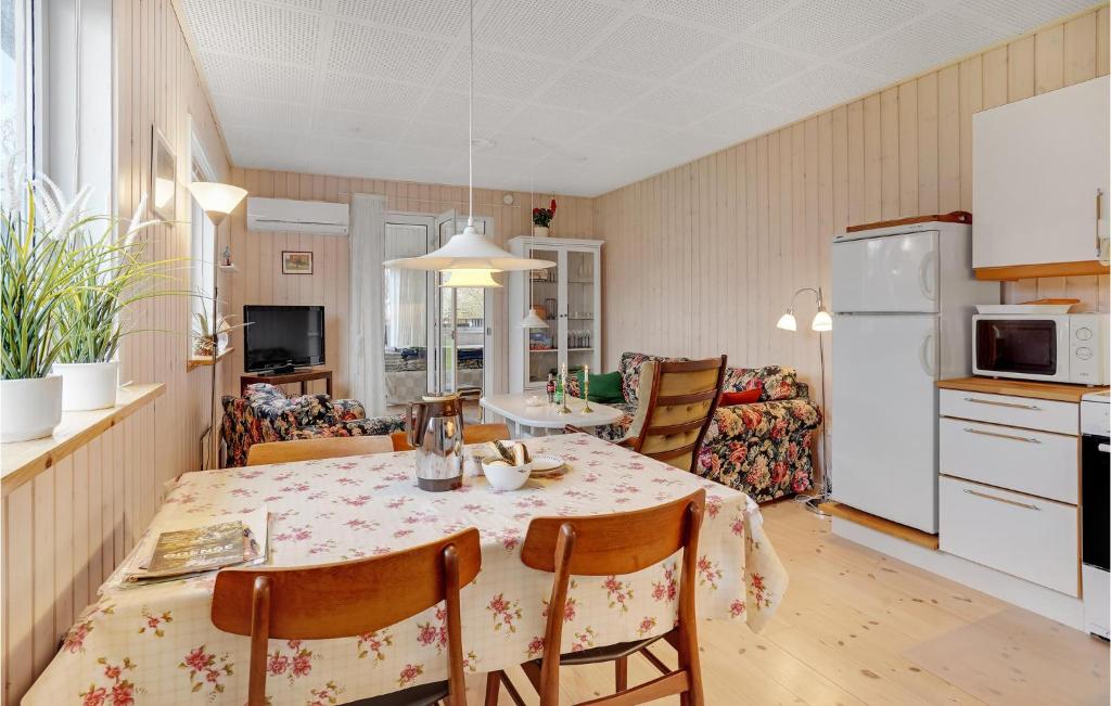 Amazing Home In Slagelse With Wifi And 3 Bedrooms photo 4