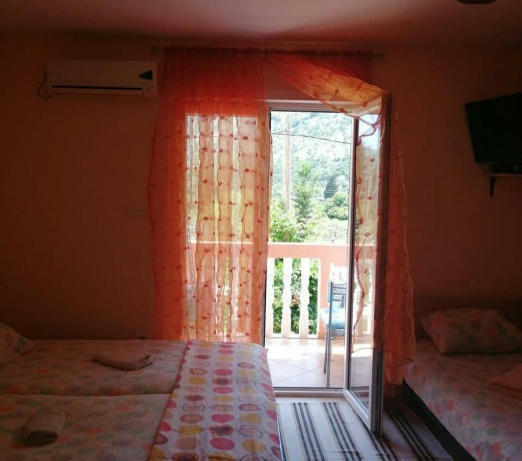 Apartments Stevović photo 4