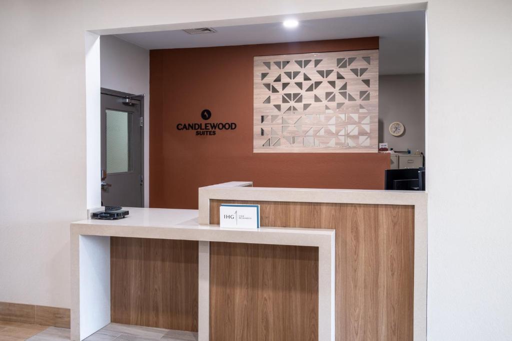 Candlewood Suites Elkhart, an IHG Hotel photo 3