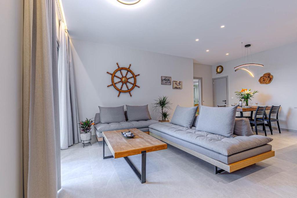 Sailors Luxury Cottage photo 3