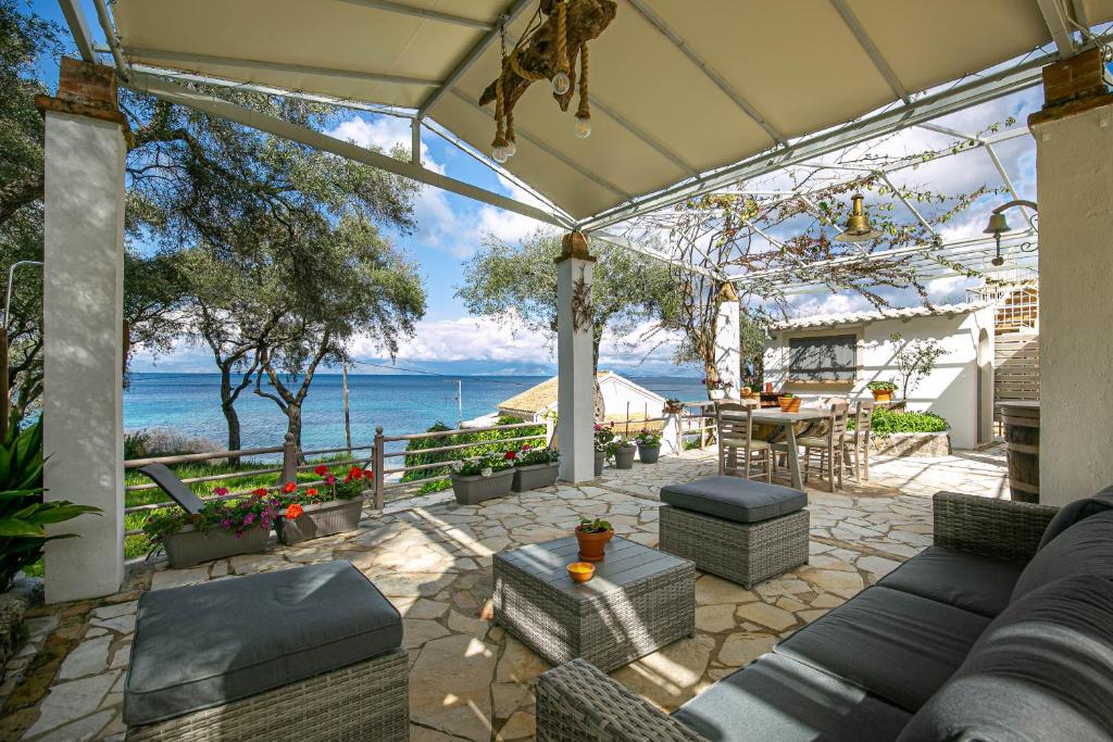 Sailors Luxury Cottage photo 4