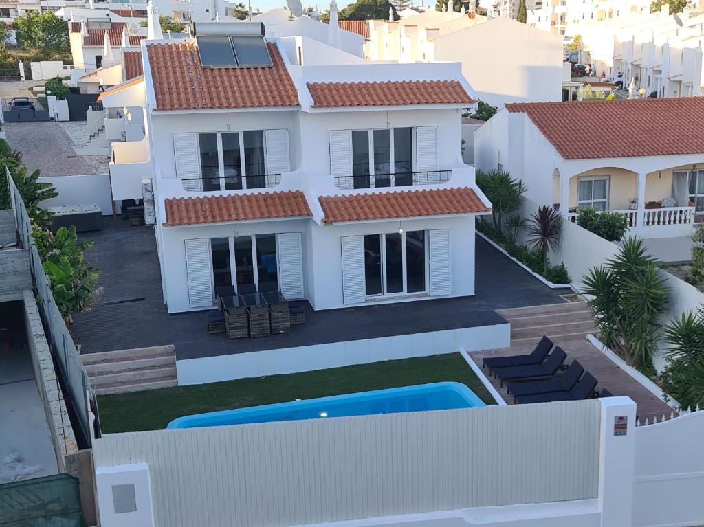 Large Villa - Private Pool - 6 Bedrooms photo 1