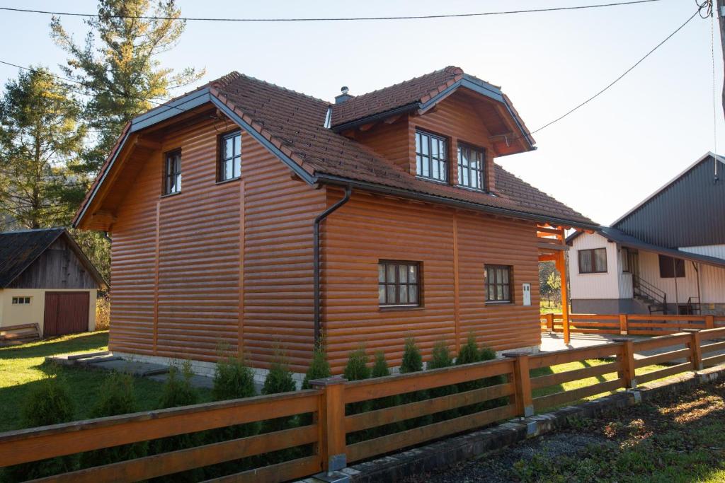 Holiday house with a parking space Jasenak, Karlovac - 20579 photo 1