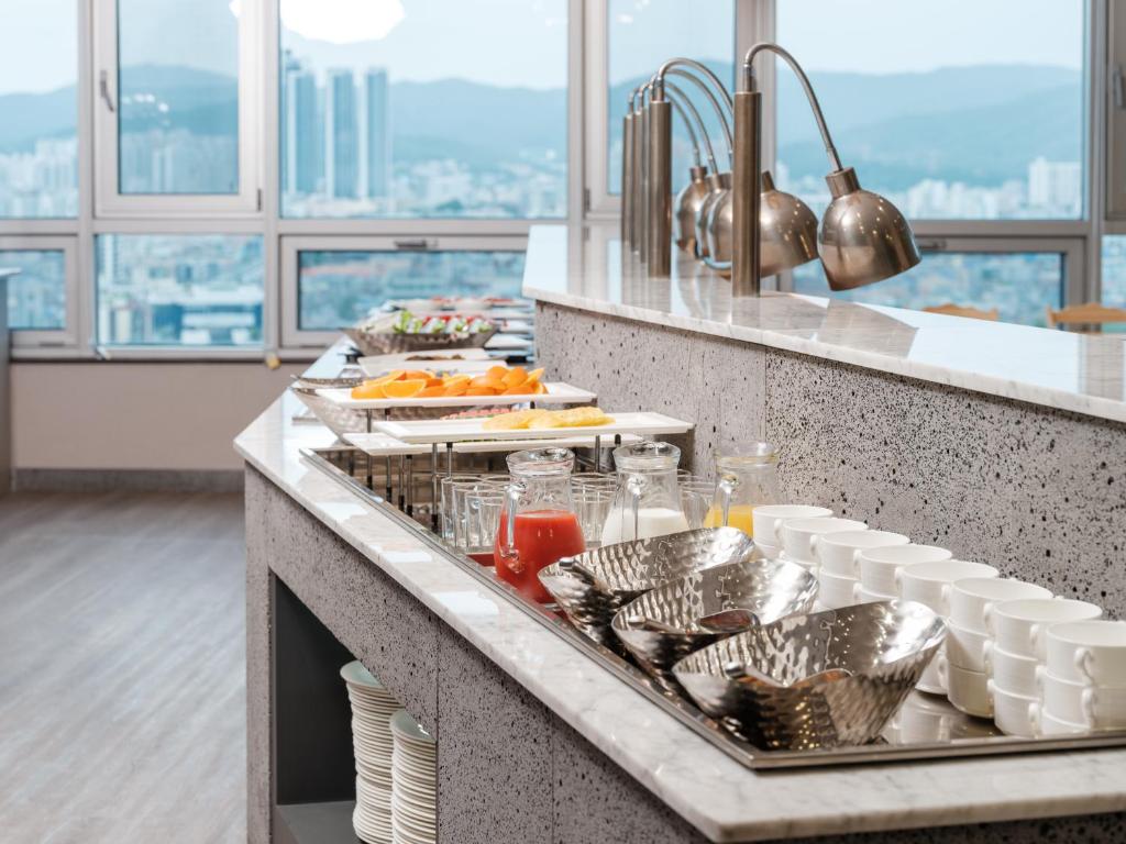 Ramada Encore by Wyndham CheonAn photo 2
