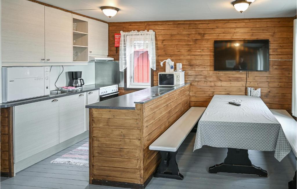 Stunning Home In Offersy With Sauna, Wifi And 3 Bedrooms photo 4