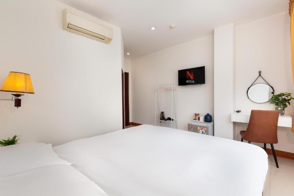 Bay Luxury - Cabana Hotel Saigon - 47A Nguyen Trai