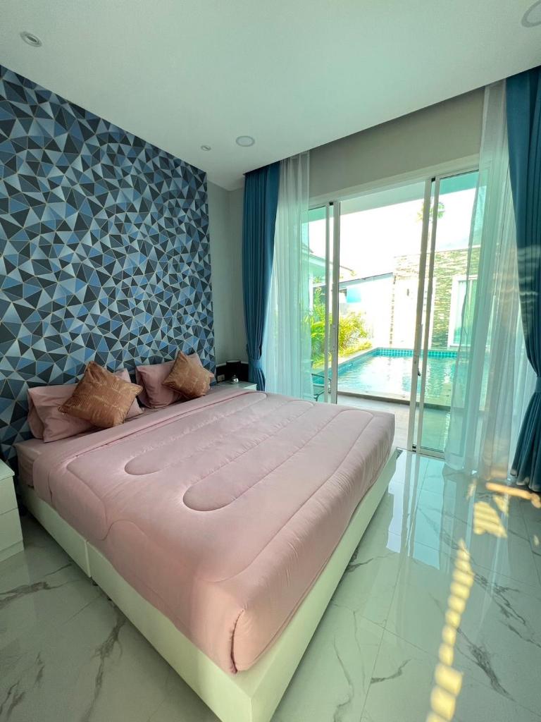 Aranya pool villa