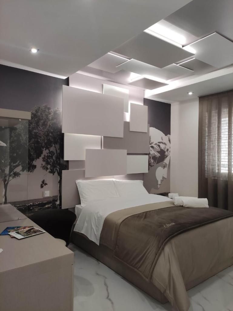 LAURIA Luxury Room