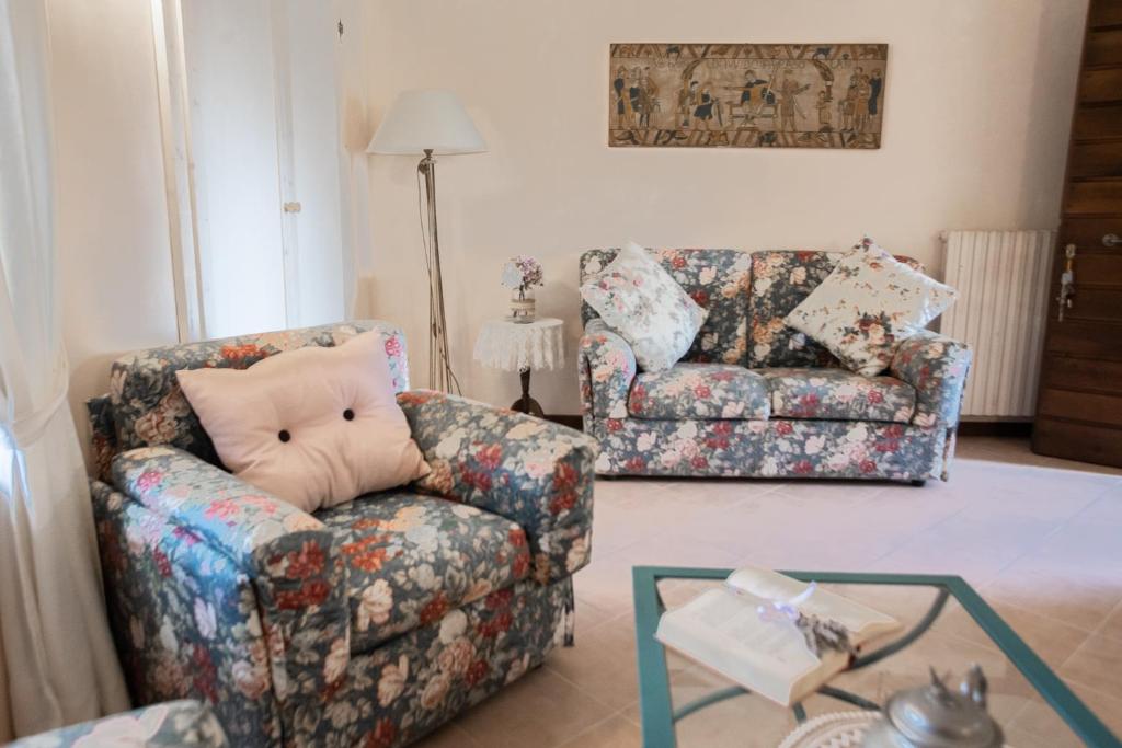 Casale Montemoro With Pool - Happy Rentals photo 4