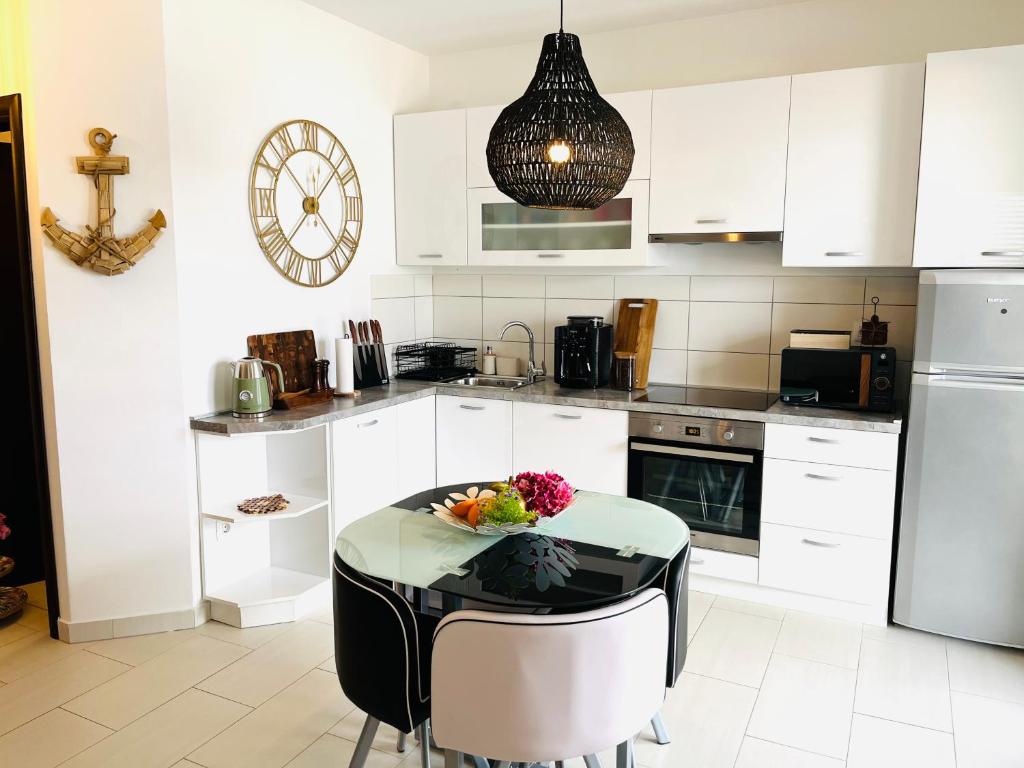Luxury Apartment Julie photo 2