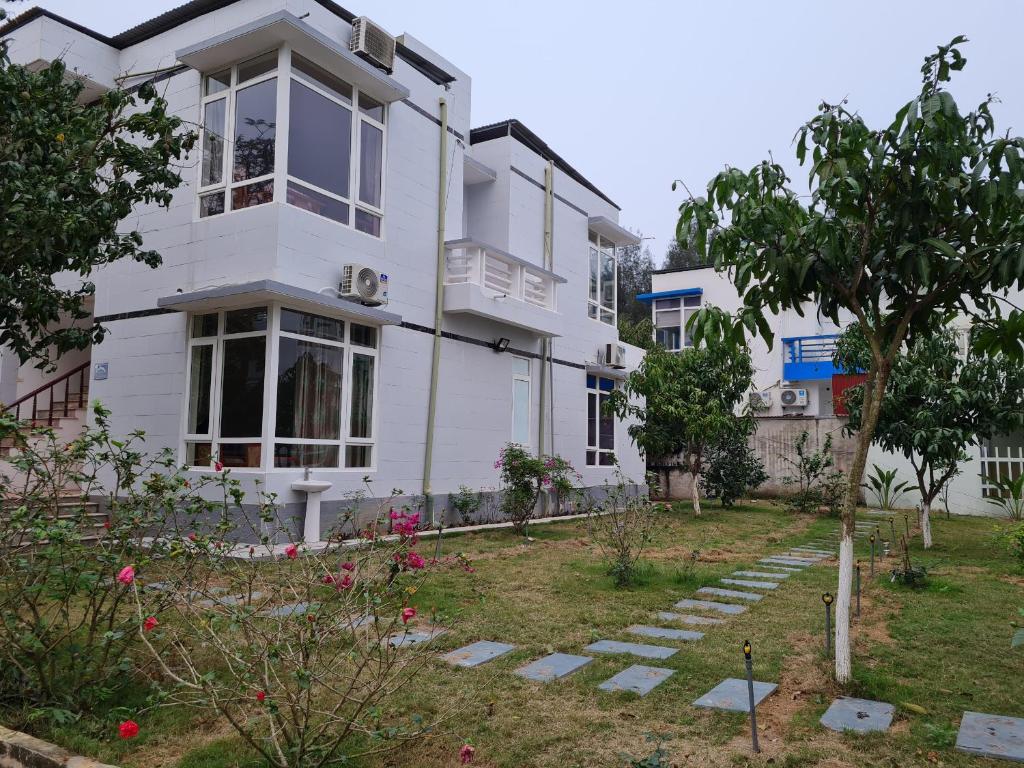 Villa 214, Eureka Linh Trường, Hải Tiến Beach