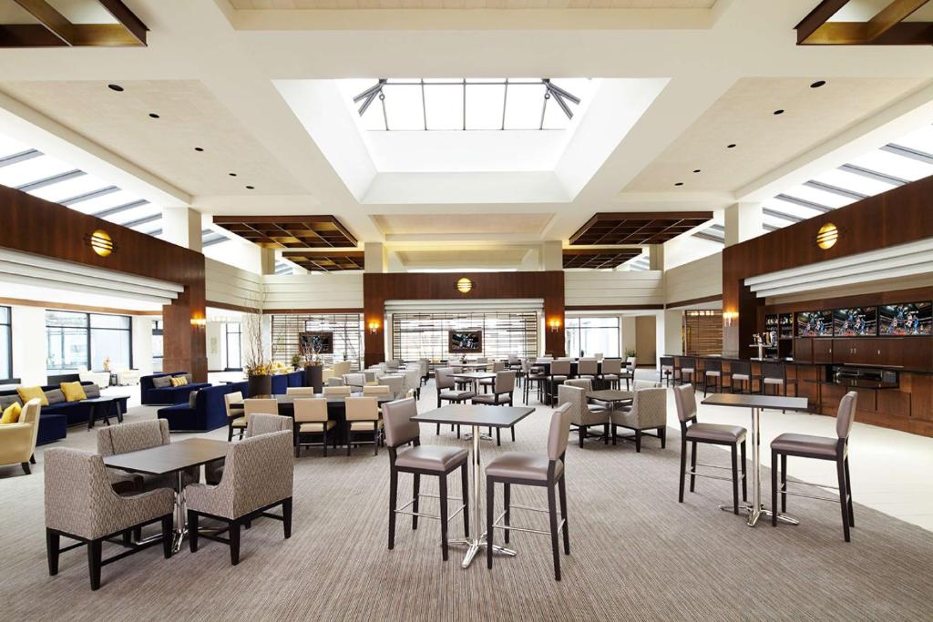 Hyatt Regency Lisle near Naperville image