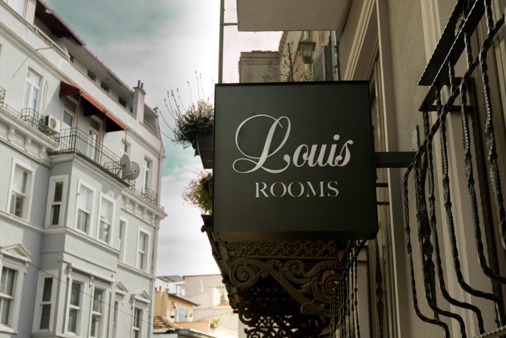Louis Rooms photo 3