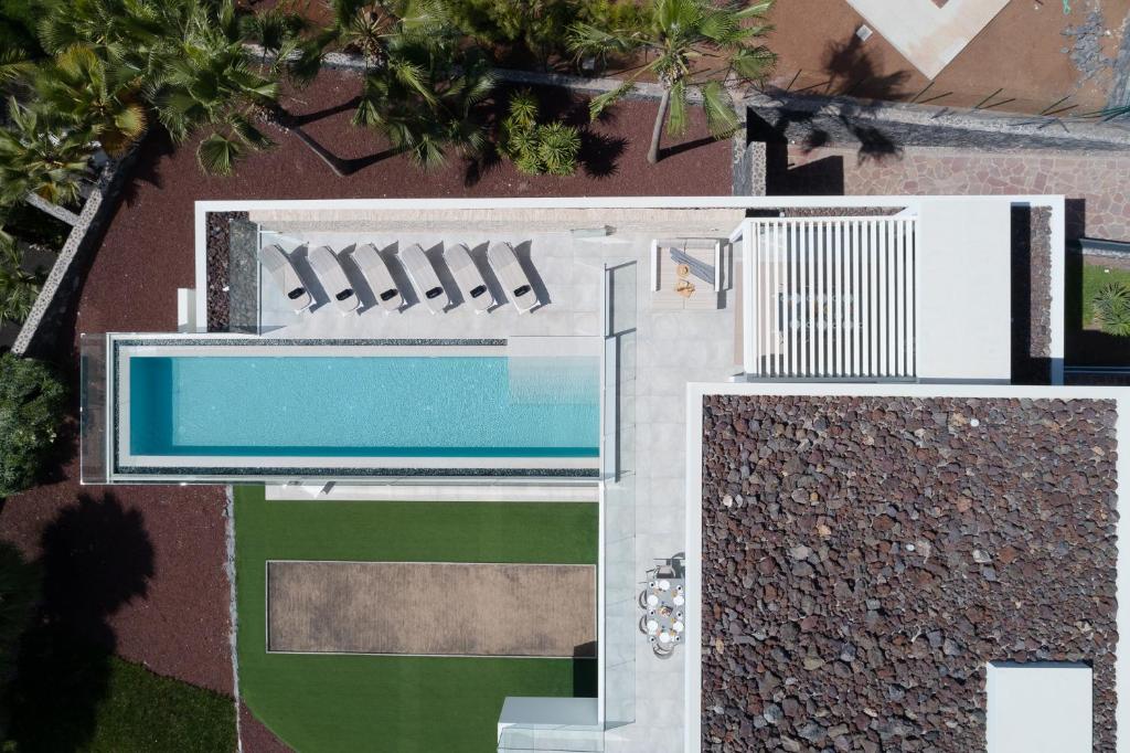 KARAT Villa Zambrano - INCLUDES GOLF CART and DAILY MAID SERVICE photo 2