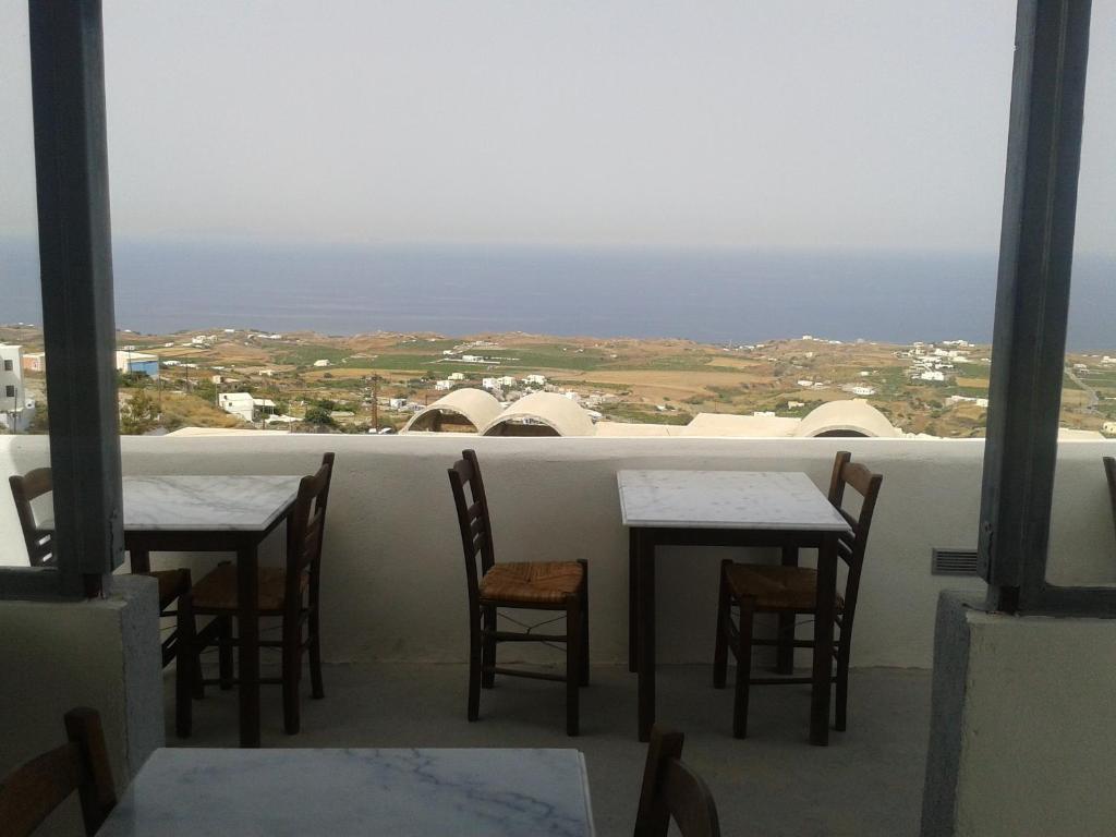 Grande Murano - Tap to explore photos