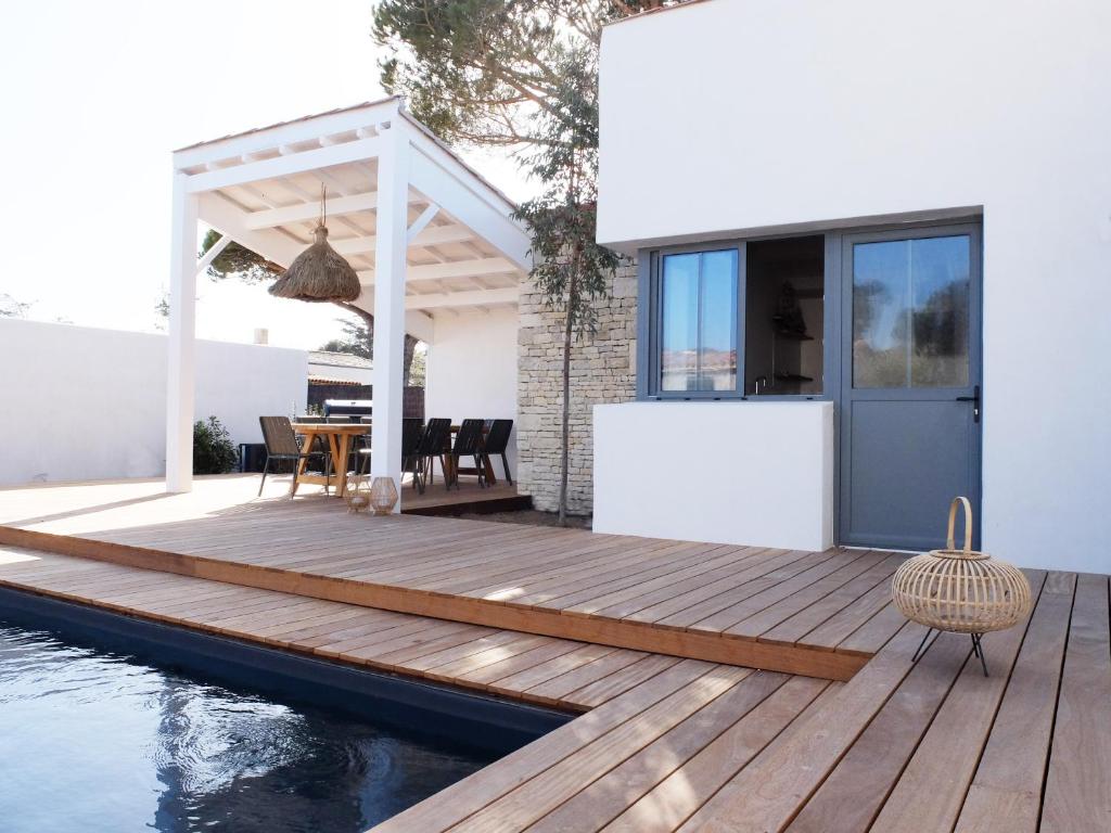Villa Les Pins étoilés - 100m de la plage à La Couarde sur Mer photo 2