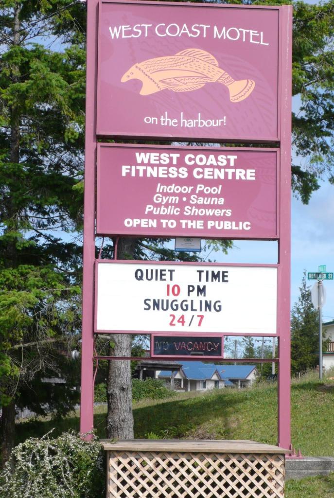 West Coast Motel on the Harbour photo 1