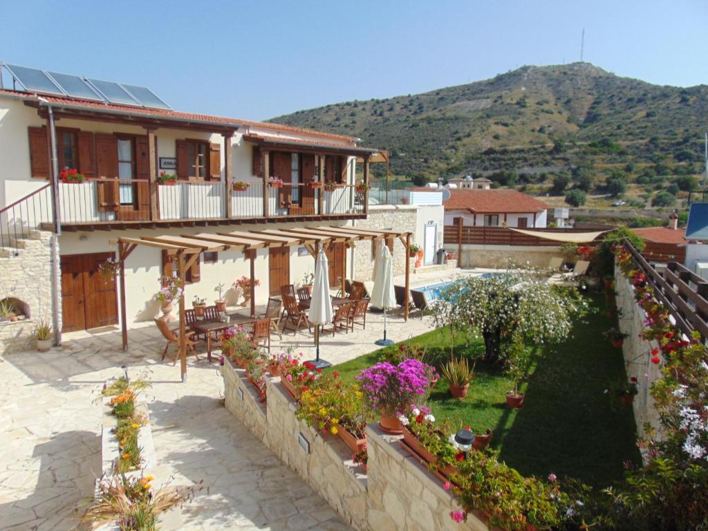 Charalambos Holiday Cottage photo 2