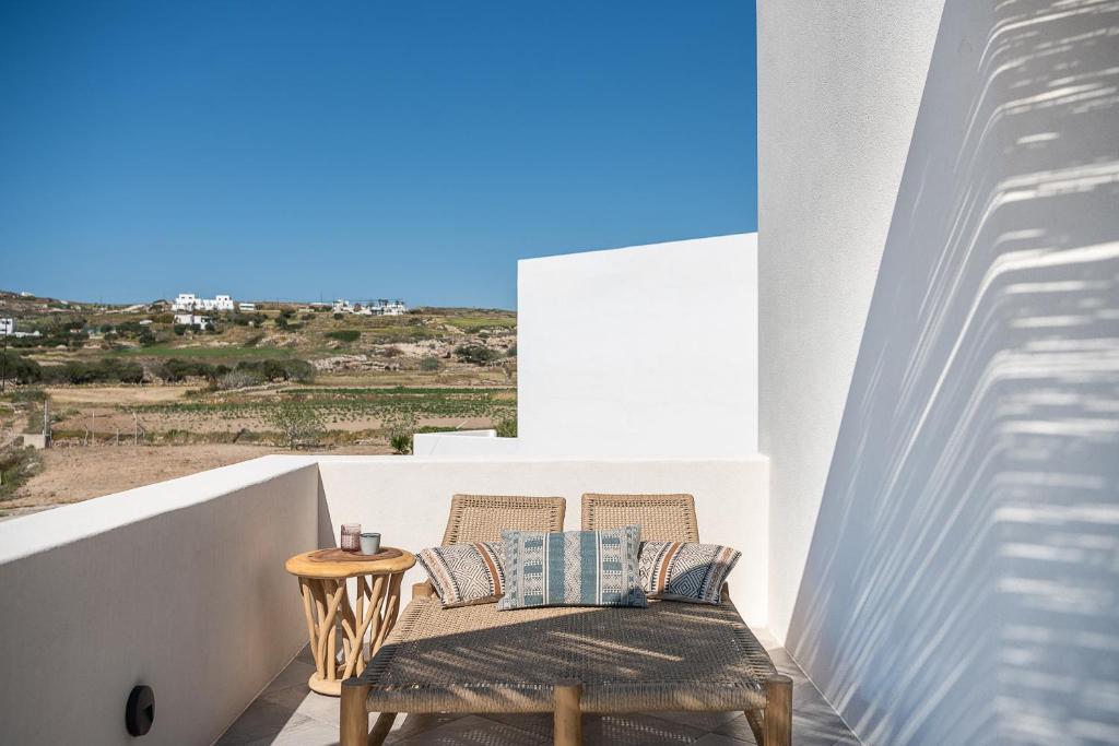 Athina Milos Suites photo 4