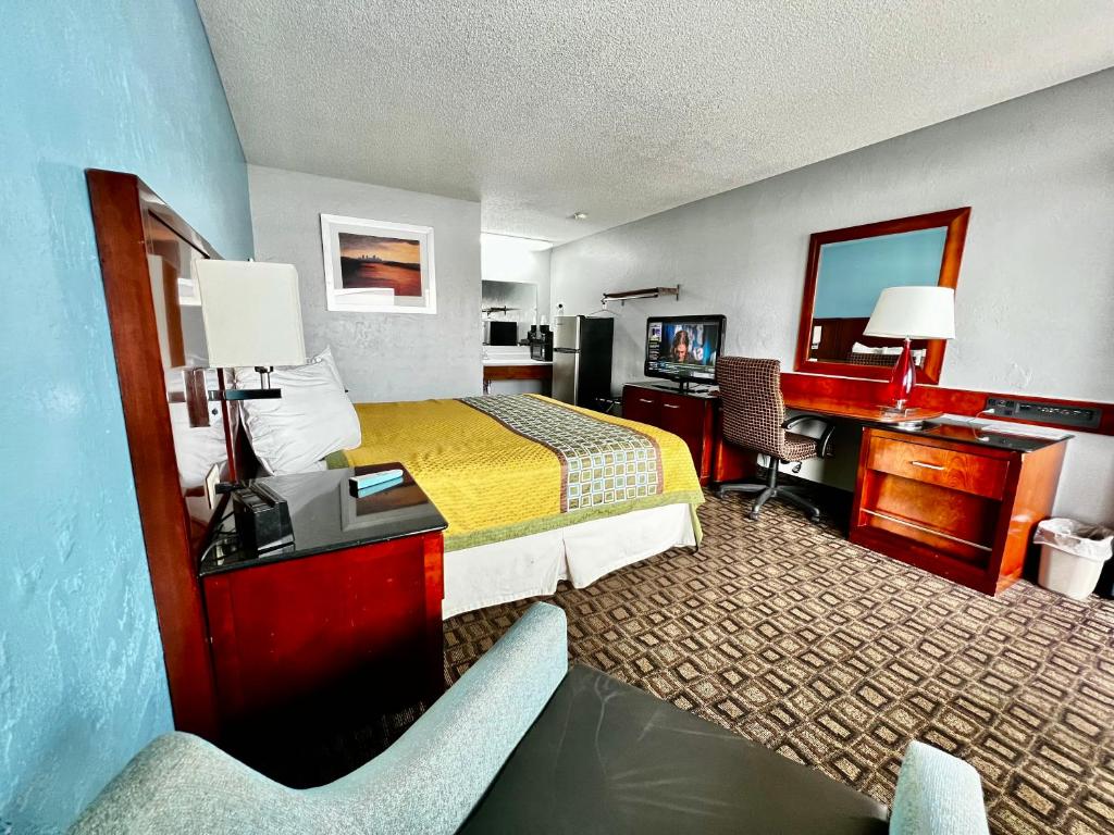 Lakes Inn photo 2