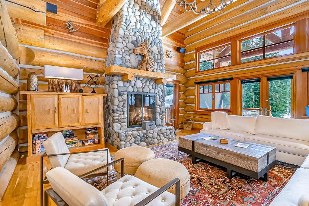 Seattle Mountain Home photo 1