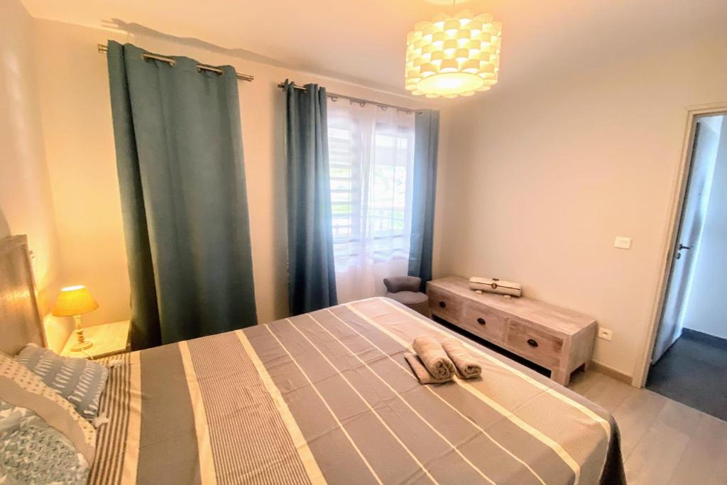 Near Papeete Modern one bedroom apartment very nice sea view photo 4