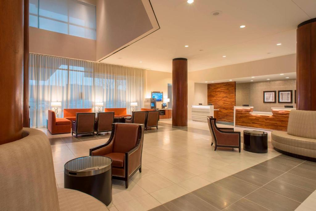 Tulsa Marriott Southern Hills photo 2
