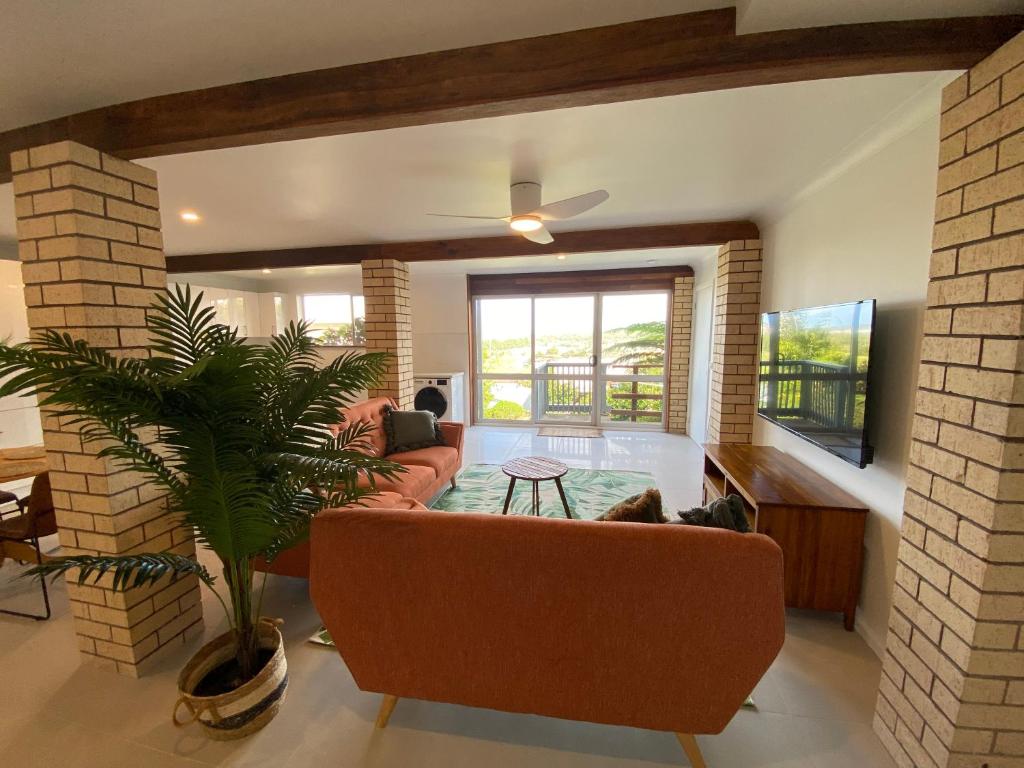 Wave Cave Suite photo 1