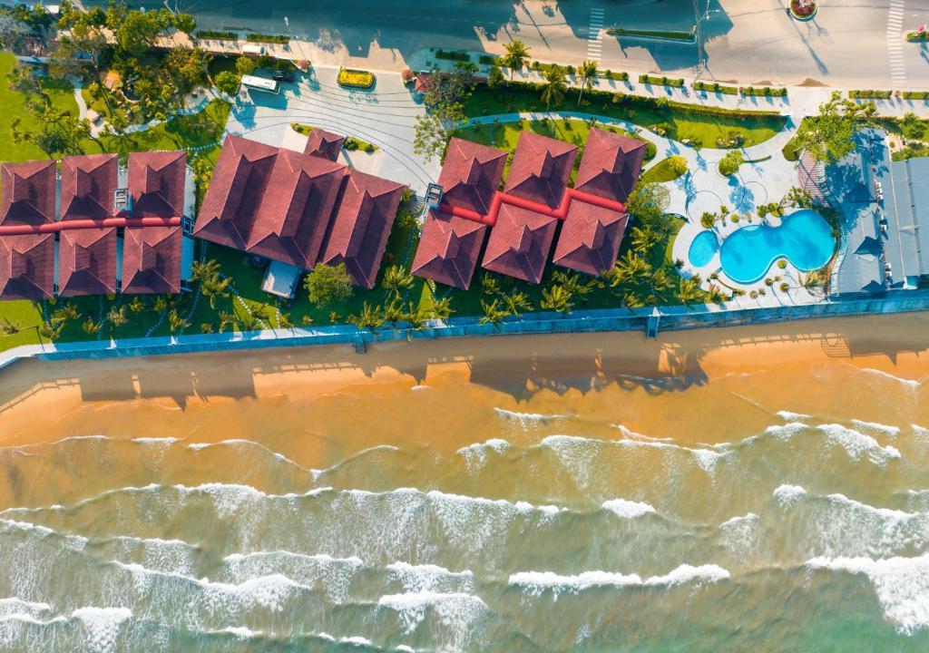 Royal Hotel & Healthcare Resort