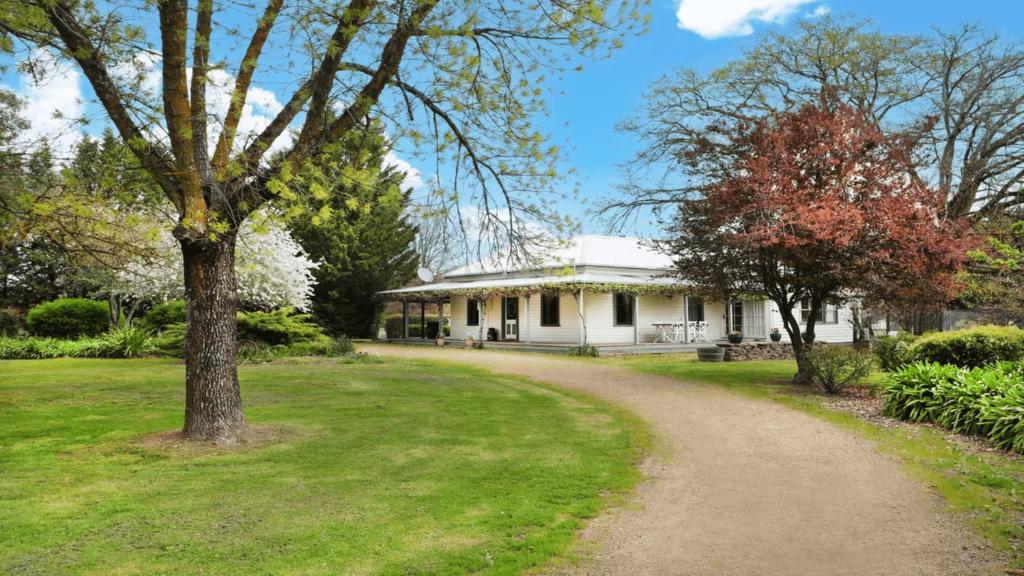 Stirling Estate photo 4