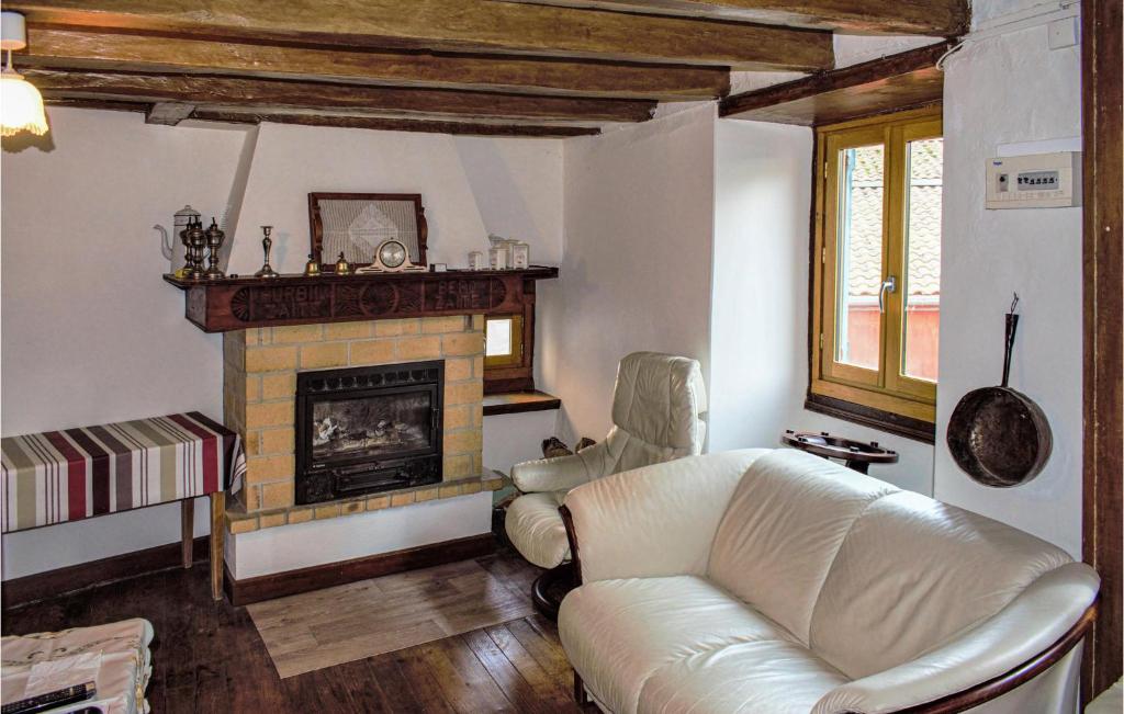 Amazing Home In Aldudes With 6 Bedrooms And Wifi photo 3