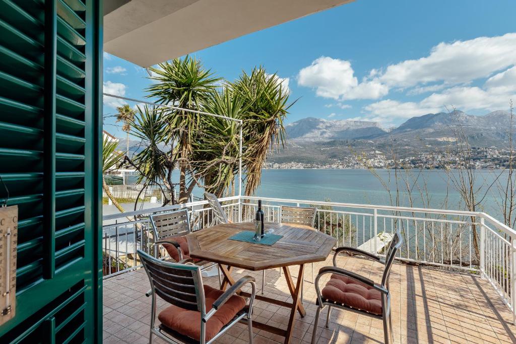 Detached Villa with stunning views in Njivice, Montenegro photo 2